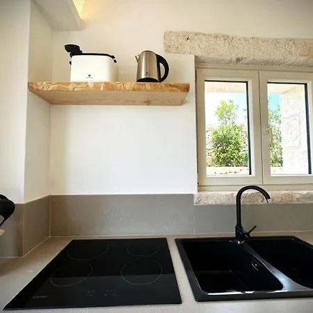 Loco Apartment