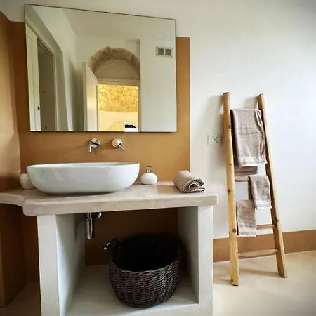 Loco Apartment